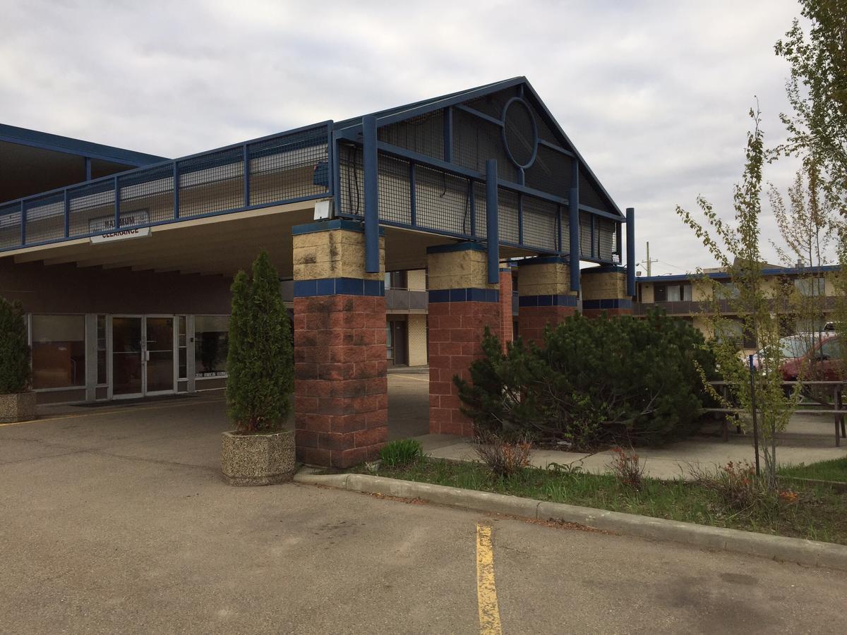 Whitemud Inn Edmonton South المظهر الخارجي الصورة